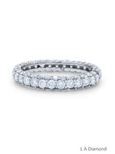 14K White Gold Diamond Bangle Bracelet (3.00 ct T.W.)